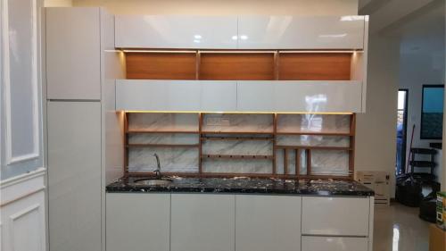 RT Furniture & Renovation - Kitchen Cabinet 003